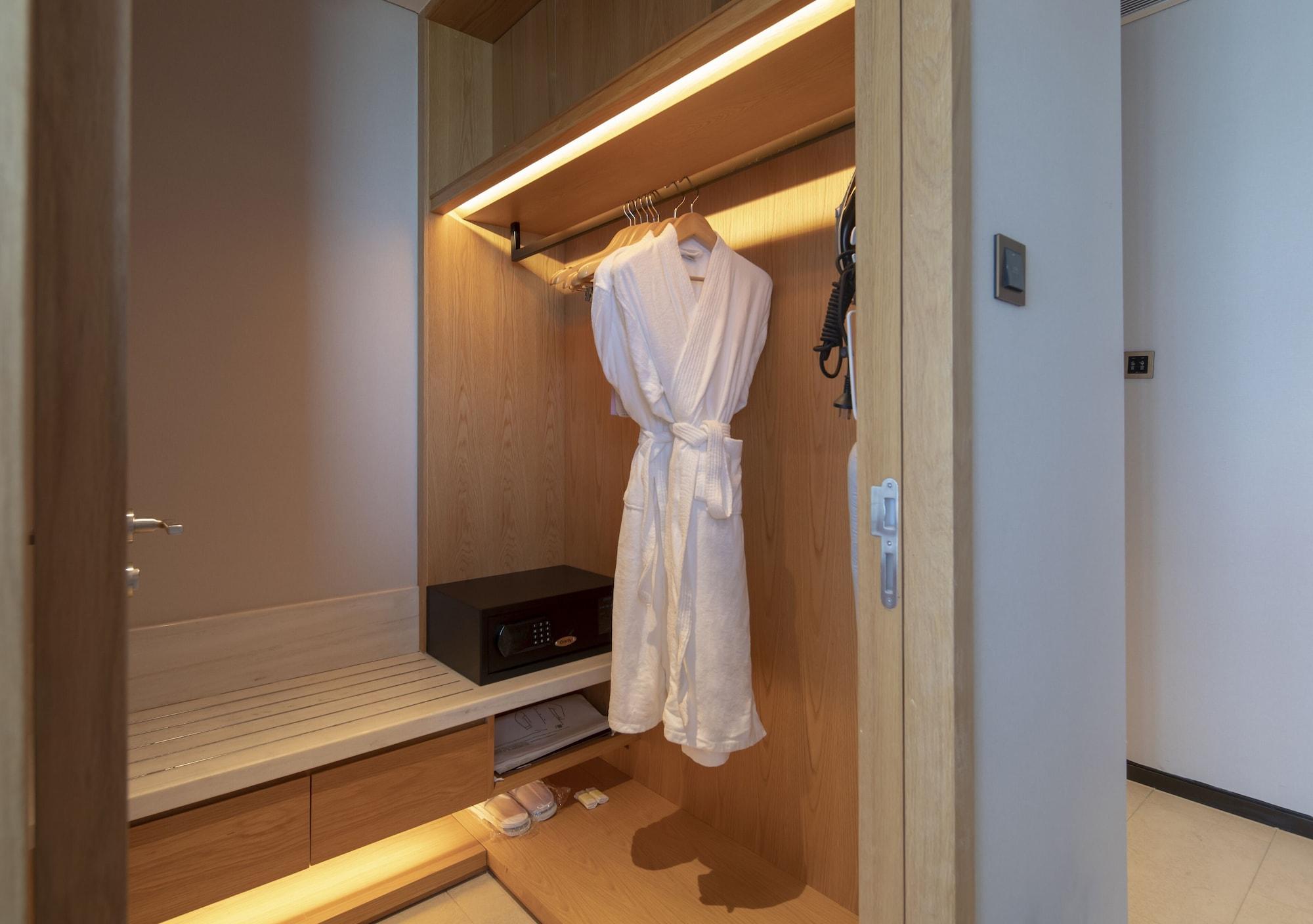 Hilton Garden Inn Zhuhai Hengqin Bagian luar foto