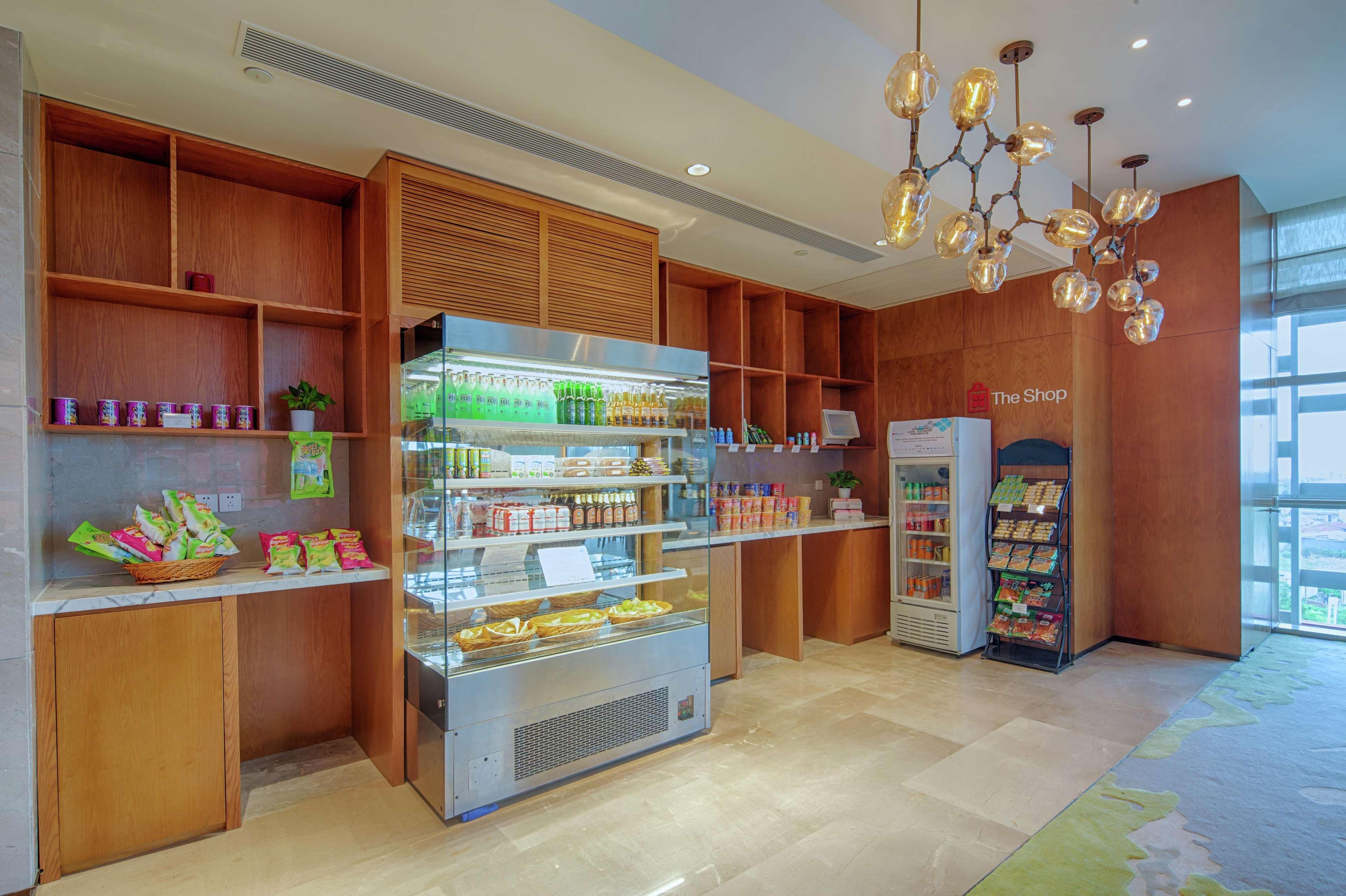 Hilton Garden Inn Zhuhai Hengqin Bagian luar foto