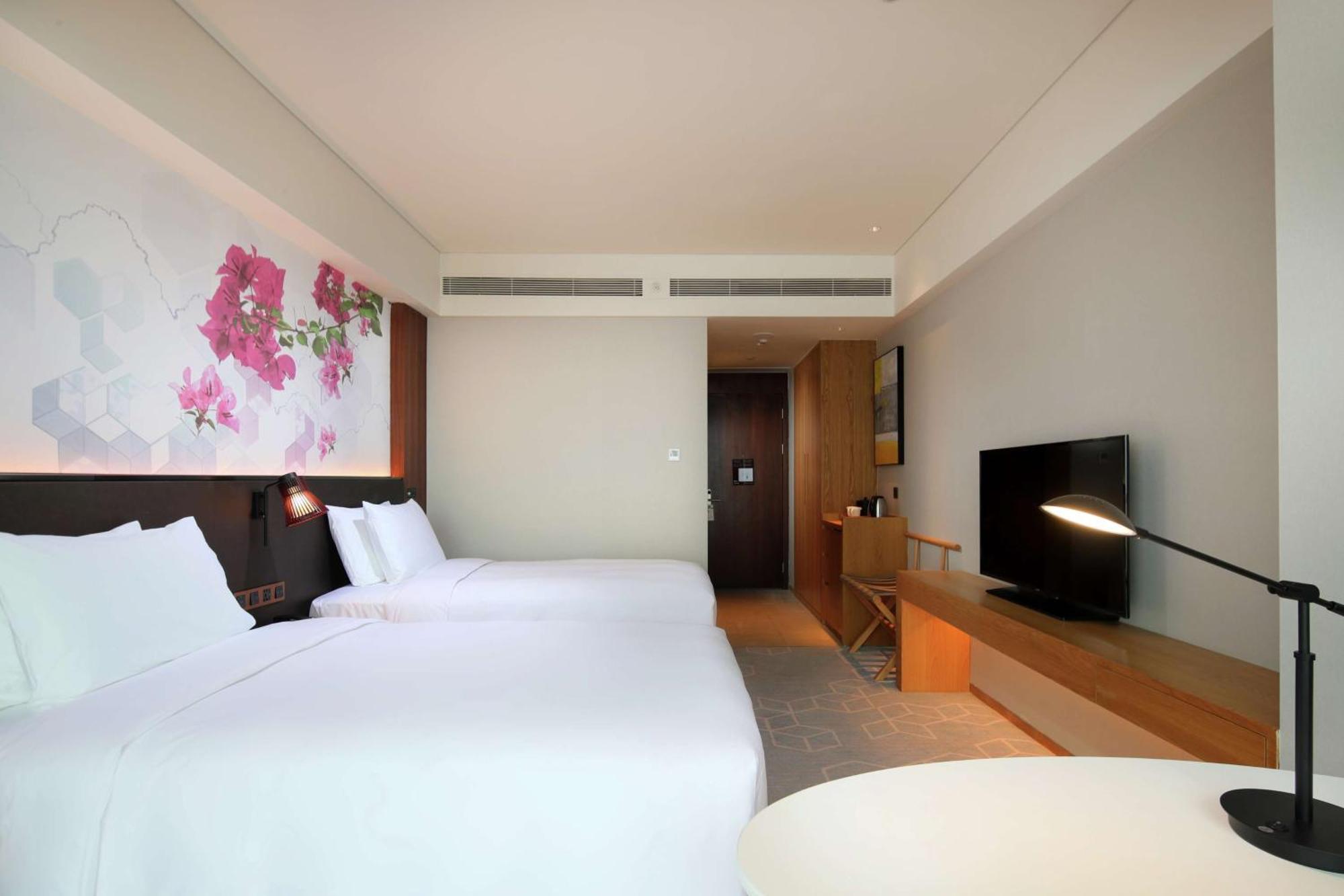Hilton Garden Inn Zhuhai Hengqin Bagian luar foto