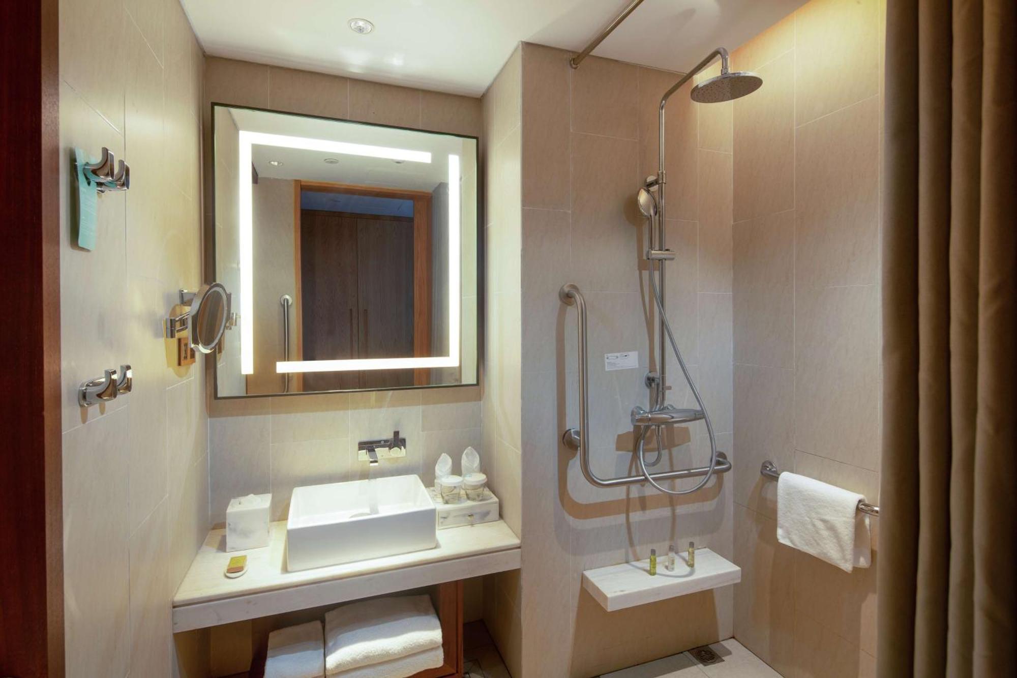 Hilton Garden Inn Zhuhai Hengqin Bagian luar foto