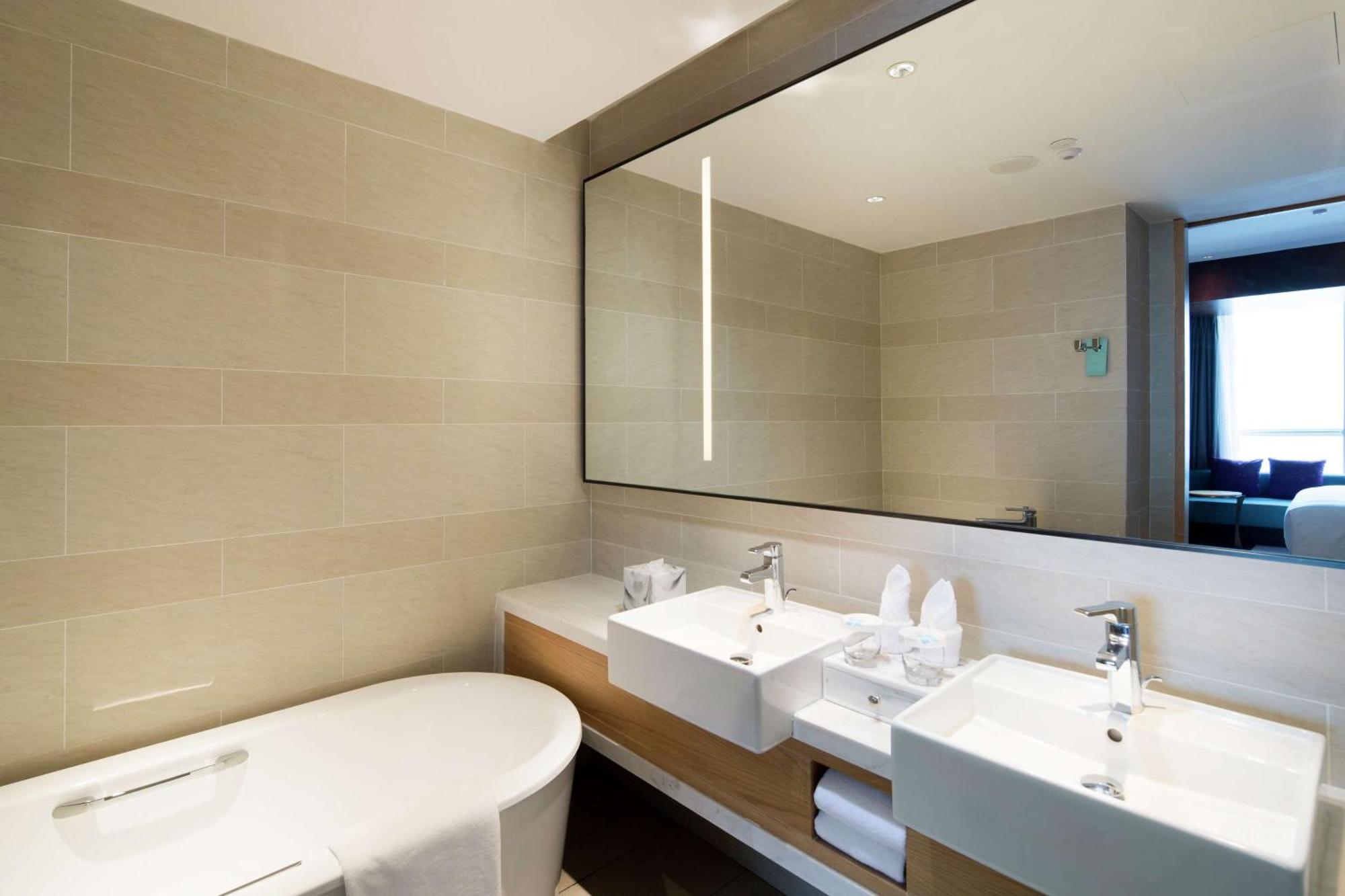 Hilton Garden Inn Zhuhai Hengqin Bagian luar foto