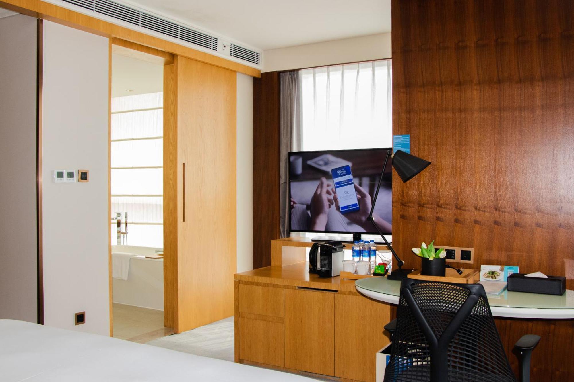 Hilton Garden Inn Zhuhai Hengqin Bagian luar foto